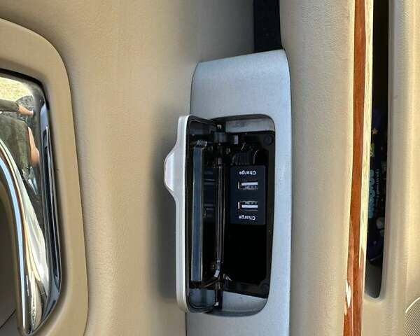 Белый Лексус РХ, объемом двигателя 3.3 л и пробегом 272 тыс. км за 7700 $, фото 15 на Automoto.ua