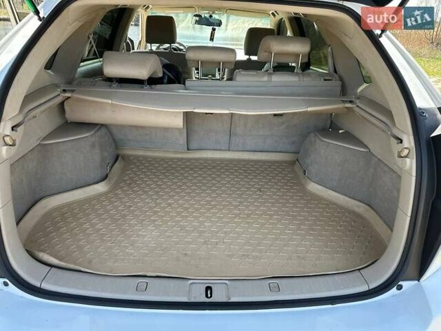 Белый Лексус РХ, объемом двигателя 3.3 л и пробегом 272 тыс. км за 7700 $, фото 12 на Automoto.ua