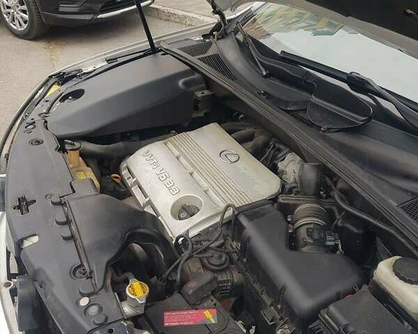 Білий Лексус РХ, об'ємом двигуна 3.3 л та пробігом 140 тис. км за 6800 $, фото 17 на Automoto.ua