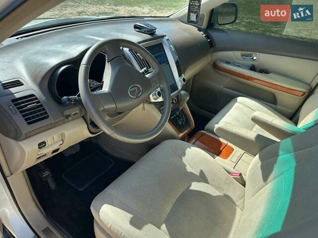 Белый Лексус РХ, объемом двигателя 3.3 л и пробегом 272 тыс. км за 7700 $, фото 9 на Automoto.ua