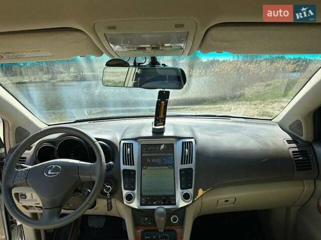 Белый Лексус РХ, объемом двигателя 3.3 л и пробегом 272 тыс. км за 7700 $, фото 6 на Automoto.ua