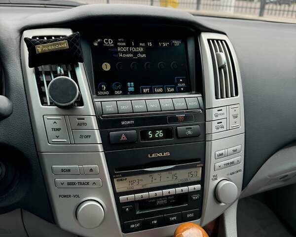 Белый Лексус РХ, объемом двигателя 3.46 л и пробегом 180 тыс. км за 10999 $, фото 49 на Automoto.ua