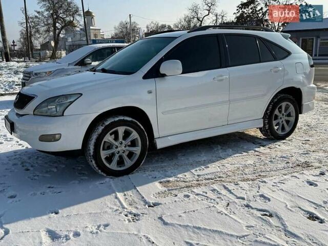 Белый Лексус РХ, объемом двигателя 3.46 л и пробегом 188 тыс. км за 9000 $, фото 7 на Automoto.ua