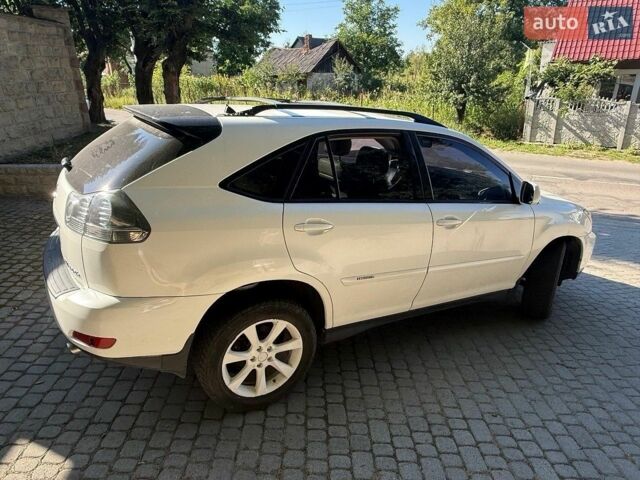 Белый Лексус РХ, объемом двигателя 3.3 л и пробегом 275 тыс. км за 11000 $, фото 10 на Automoto.ua