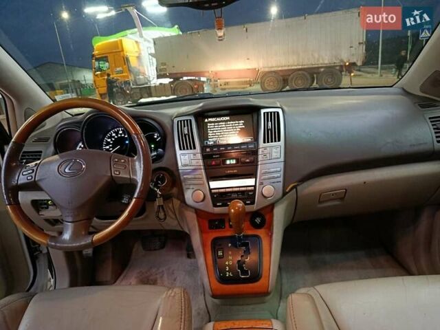 Белый Лексус РХ, объемом двигателя 3.5 л и пробегом 240 тыс. км за 8700 $, фото 9 на Automoto.ua