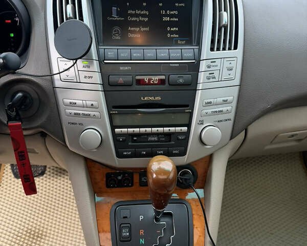 Білий Лексус РХ, об'ємом двигуна 3.46 л та пробігом 287 тис. км за 11600 $, фото 11 на Automoto.ua