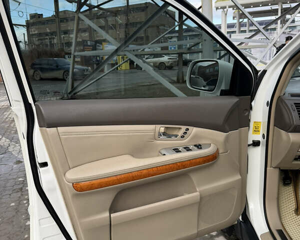 Білий Лексус РХ, об'ємом двигуна 3.46 л та пробігом 287 тис. км за 11600 $, фото 7 на Automoto.ua