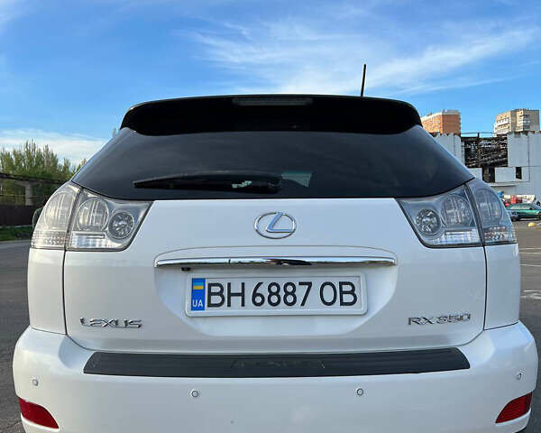 Белый Лексус РХ, объемом двигателя 3.46 л и пробегом 142 тыс. км за 11900 $, фото 4 на Automoto.ua