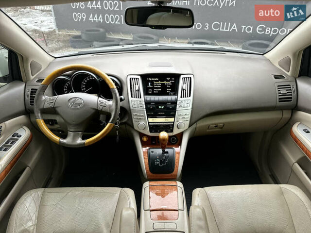 Белый Лексус РХ, объемом двигателя 3.46 л и пробегом 300 тыс. км за 9999 $, фото 17 на Automoto.ua