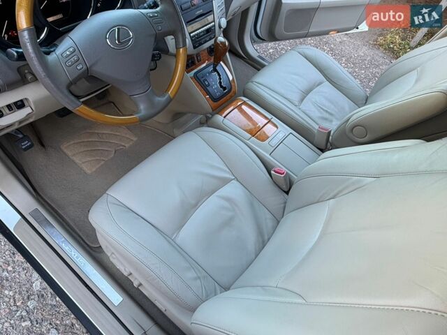Белый Лексус РХ, объемом двигателя 3.46 л и пробегом 99 тыс. км за 14999 $, фото 61 на Automoto.ua