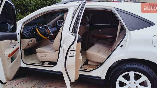 Білий Лексус РХ, об'ємом двигуна 3.31 л та пробігом 272 тис. км за 11000 $, фото 5 на Automoto.ua