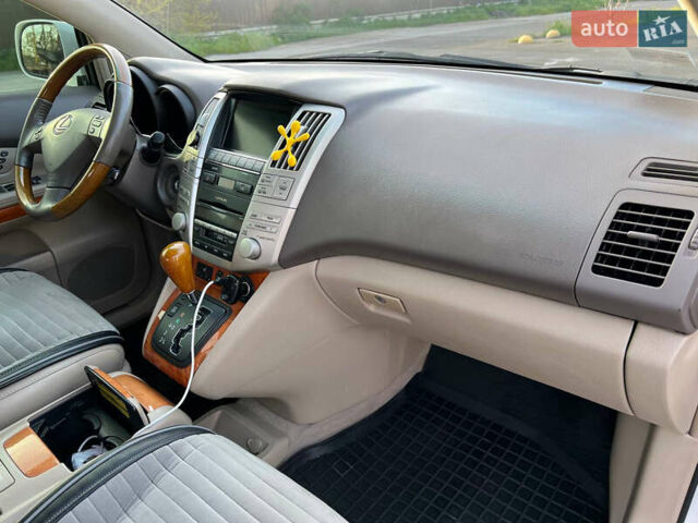 Белый Лексус РХ, объемом двигателя 3.46 л и пробегом 142 тыс. км за 11900 $, фото 8 на Automoto.ua