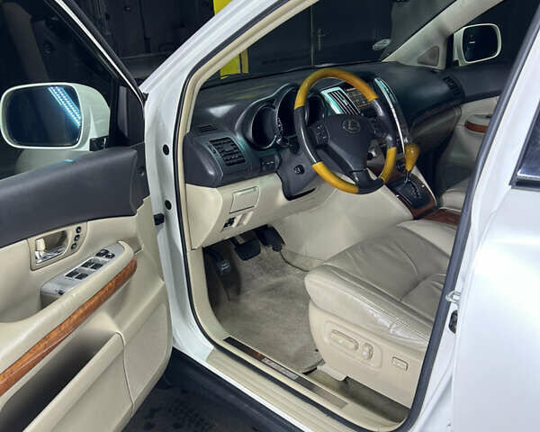 Білий Лексус РХ, об'ємом двигуна 3.31 л та пробігом 209 тис. км за 10500 $, фото 7 на Automoto.ua