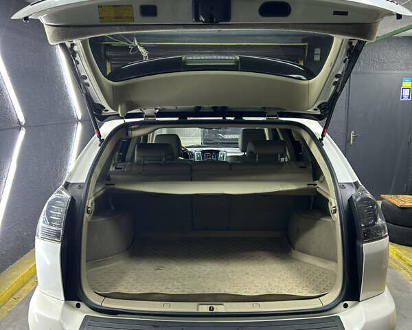 Білий Лексус РХ, об'ємом двигуна 3.31 л та пробігом 209 тис. км за 10500 $, фото 14 на Automoto.ua