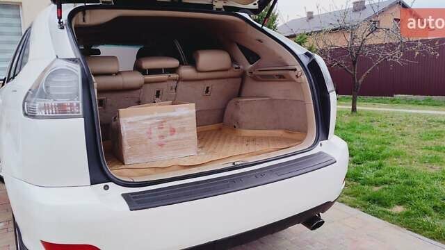 Білий Лексус РХ, об'ємом двигуна 3.31 л та пробігом 272 тис. км за 11000 $, фото 3 на Automoto.ua