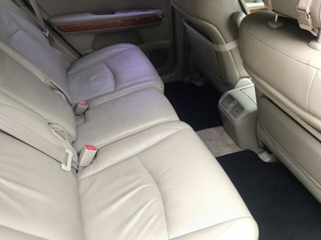 Белый Лексус РХ, объемом двигателя 3.5 л и пробегом 243 тыс. км за 10800 $, фото 6 на Automoto.ua