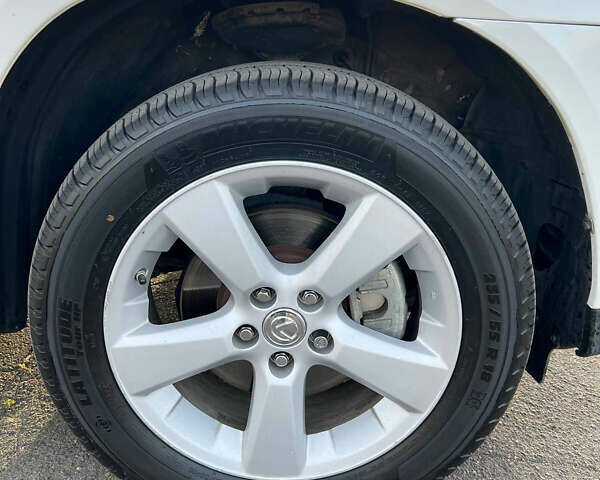 Белый Лексус РХ, объемом двигателя 3.46 л и пробегом 142 тыс. км за 11900 $, фото 13 на Automoto.ua