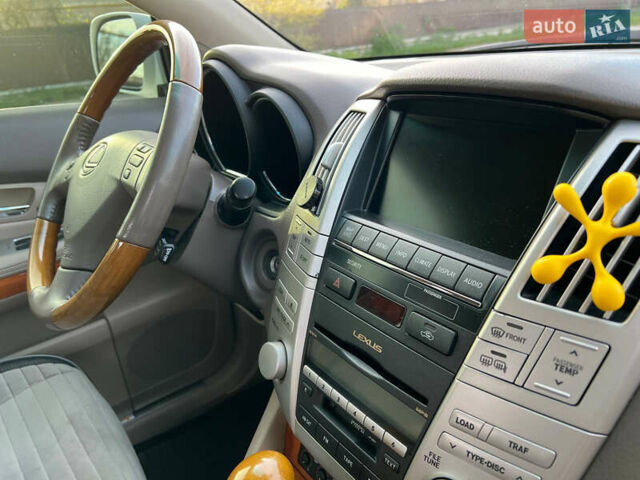 Белый Лексус РХ, объемом двигателя 3.46 л и пробегом 142 тыс. км за 11900 $, фото 6 на Automoto.ua