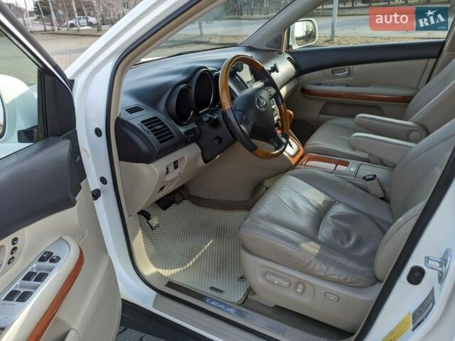 Білий Лексус РХ, об'ємом двигуна 3.31 л та пробігом 199 тис. км за 13800 $, фото 23 на Automoto.ua