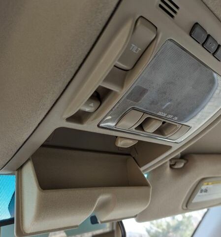 Білий Лексус РХ, об'ємом двигуна 3.31 л та пробігом 199 тис. км за 13800 $, фото 49 на Automoto.ua