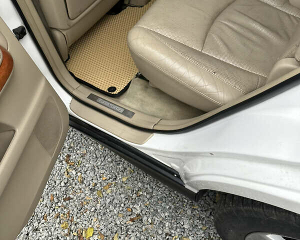 Белый Лексус РХ, объемом двигателя 3.46 л и пробегом 240 тыс. км за 9099 $, фото 21 на Automoto.ua