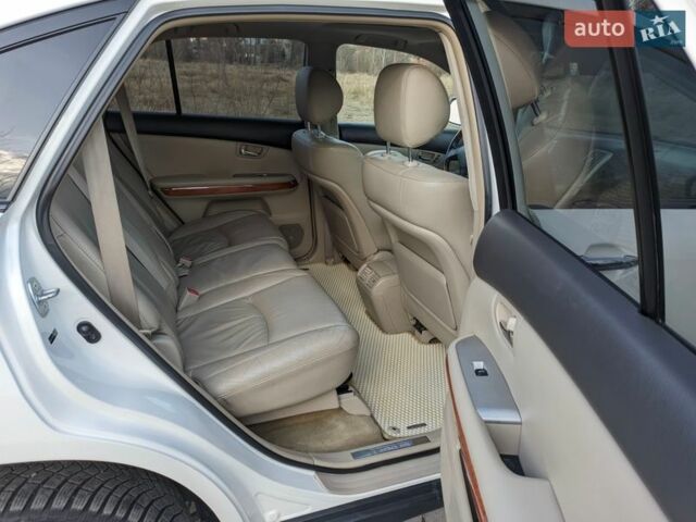 Білий Лексус РХ, об'ємом двигуна 3.31 л та пробігом 199 тис. км за 13800 $, фото 28 на Automoto.ua