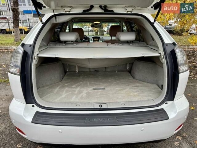 Білий Лексус РХ, об'ємом двигуна 3.31 л та пробігом 160 тис. км за 9990 $, фото 35 на Automoto.ua