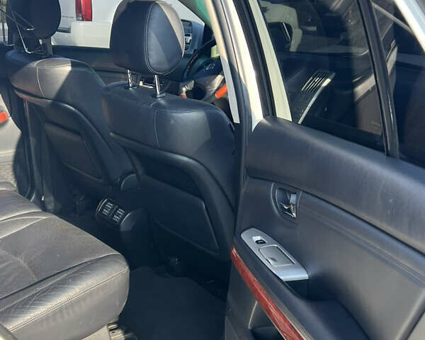 Белый Лексус РХ, объемом двигателя 3.46 л и пробегом 135 тыс. км за 15100 $, фото 1 на Automoto.ua