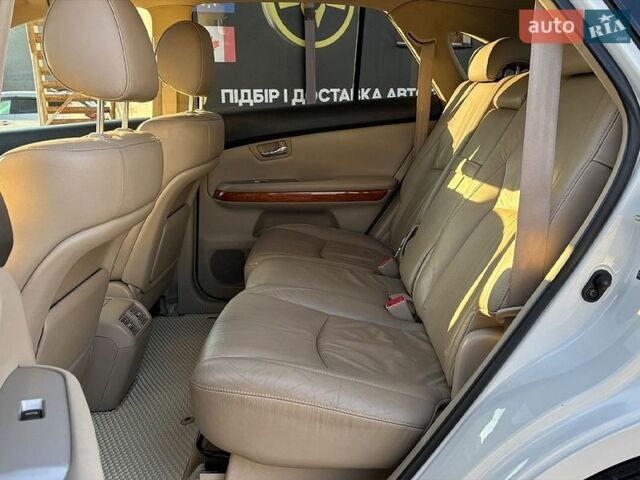 Белый Лексус РХ, объемом двигателя 3.31 л и пробегом 199 тыс. км за 13600 $, фото 21 на Automoto.ua
