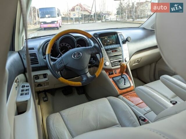 Білий Лексус РХ, об'ємом двигуна 3.31 л та пробігом 199 тис. км за 13800 $, фото 26 на Automoto.ua