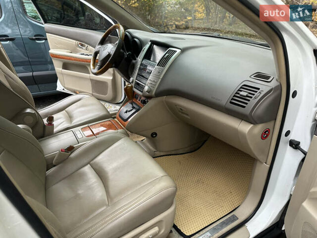 Белый Лексус РХ, объемом двигателя 3.46 л и пробегом 240 тыс. км за 9099 $, фото 14 на Automoto.ua