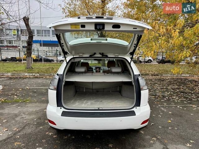 Білий Лексус РХ, об'ємом двигуна 3.31 л та пробігом 160 тис. км за 9990 $, фото 34 на Automoto.ua