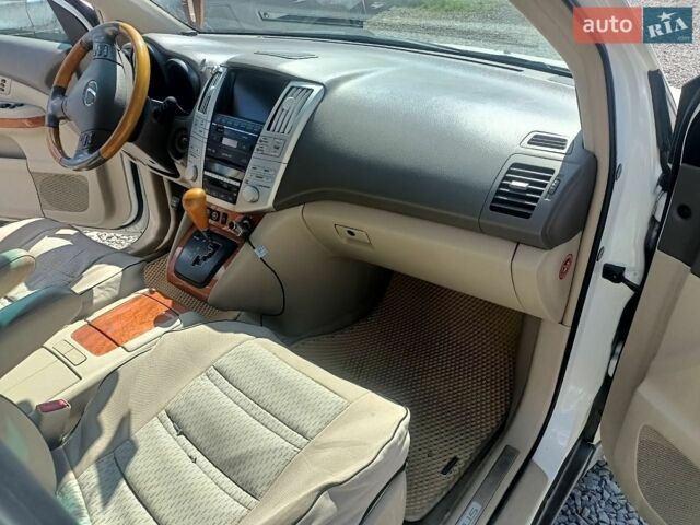 Білий Лексус РХ, об'ємом двигуна 3.46 л та пробігом 261 тис. км за 11900 $, фото 13 на Automoto.ua