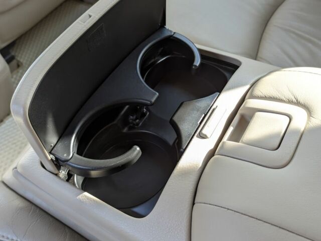 Белый Лексус РХ, объемом двигателя 3.3 л и пробегом 199 тыс. км за 13800 $, фото 21 на Automoto.ua