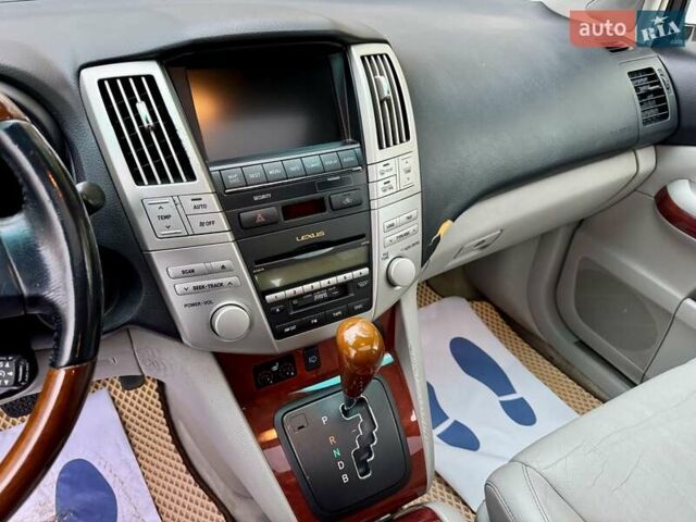 Білий Лексус РХ, об'ємом двигуна 3.31 л та пробігом 160 тис. км за 9990 $, фото 27 на Automoto.ua