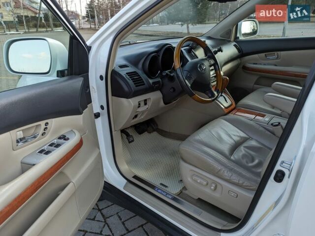 Білий Лексус РХ, об'ємом двигуна 3.31 л та пробігом 199 тис. км за 13800 $, фото 22 на Automoto.ua