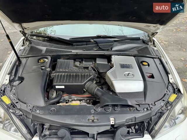 Білий Лексус РХ, об'ємом двигуна 3.31 л та пробігом 160 тис. км за 9990 $, фото 33 на Automoto.ua