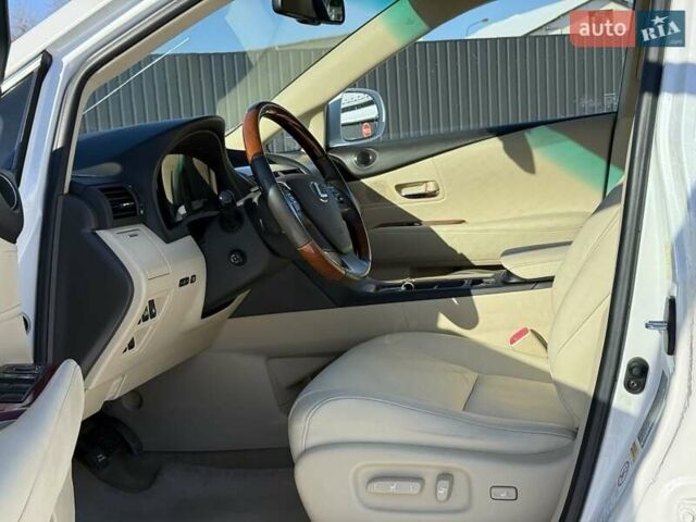 Білий Лексус РХ, об'ємом двигуна 3.46 л та пробігом 234 тис. км за 15999 $, фото 6 на Automoto.ua