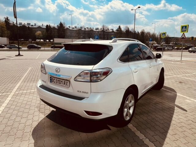 Белый Лексус РХ, объемом двигателя 3.5 л и пробегом 105 тыс. км за 15700 $, фото 7 на Automoto.ua