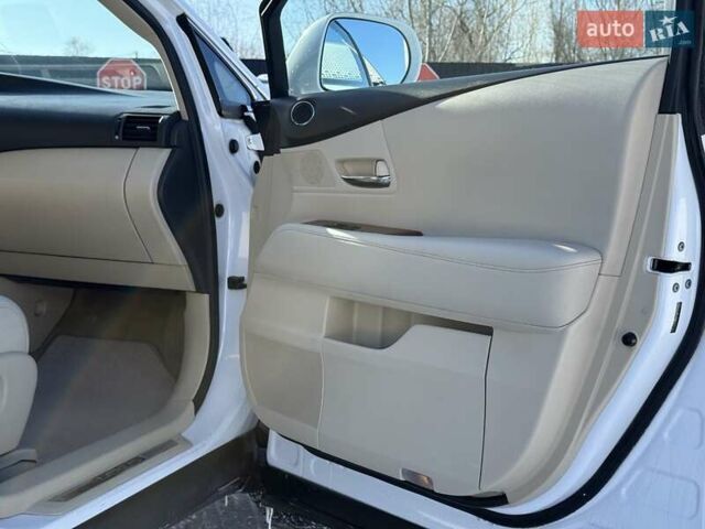 Білий Лексус РХ, об'ємом двигуна 3.46 л та пробігом 234 тис. км за 15999 $, фото 15 на Automoto.ua