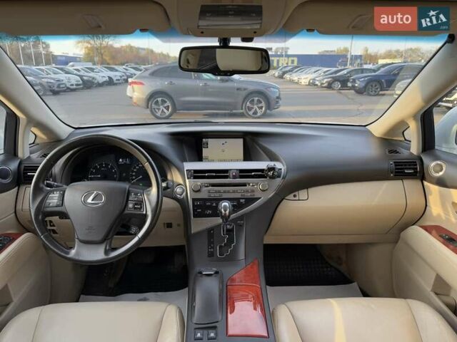 Лексус РХ 2009 в Днепре (Днепропетровске) на Automoto.ua Белый Лексус РХ, объемом двигателя 3.46 л и пробегом 210 тыс. км за 15500 $, фото 16 на Automoto.ua