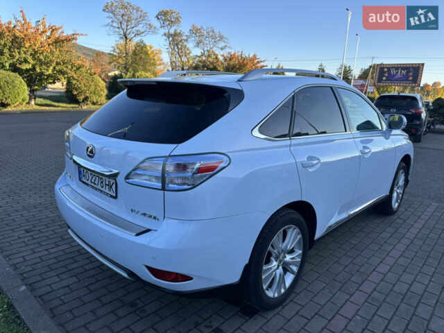Белый Лексус РХ, объемом двигателя 3.5 л и пробегом 186 тыс. км за 16200 $, фото 12 на Automoto.ua
