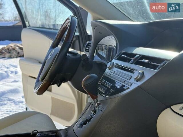 Білий Лексус РХ, об'ємом двигуна 3.46 л та пробігом 234 тис. км за 15999 $, фото 14 на Automoto.ua