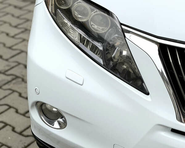 Белый Лексус РХ, объемом двигателя 3.46 л и пробегом 185 тыс. км за 15500 $, фото 9 на Automoto.ua