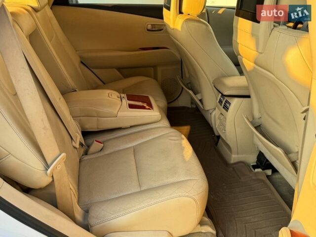 Белый Лексус РХ, объемом двигателя 3.46 л и пробегом 280 тыс. км за 14490 $, фото 9 на Automoto.ua