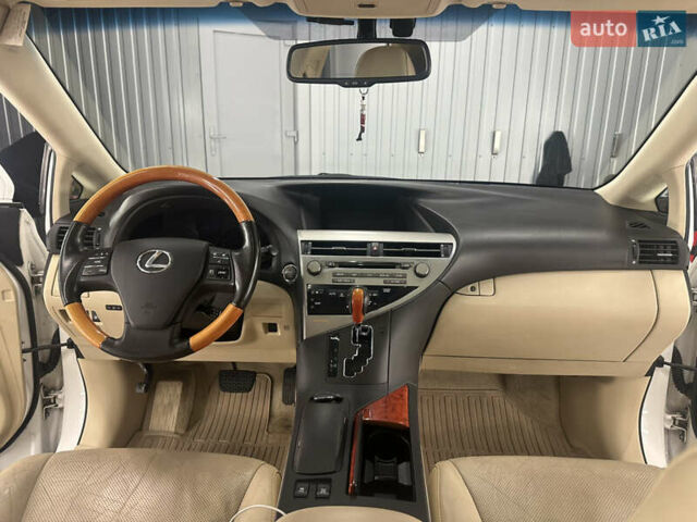 Білий Лексус РХ, об'ємом двигуна 3.5 л та пробігом 142 тис. км за 16600 $, фото 10 на Automoto.ua