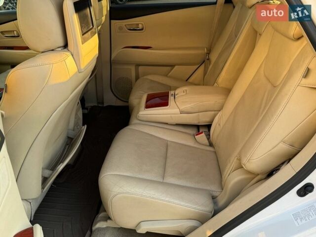 Белый Лексус РХ, объемом двигателя 3.46 л и пробегом 280 тыс. км за 14490 $, фото 11 на Automoto.ua
