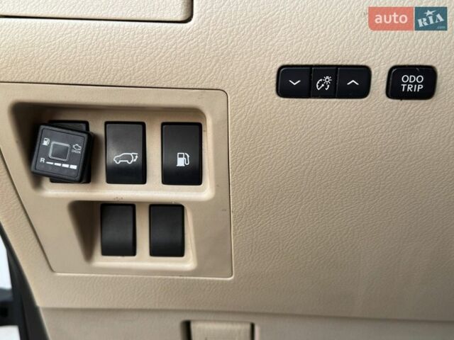 Белый Лексус РХ, объемом двигателя 3.46 л и пробегом 280 тыс. км за 14490 $, фото 14 на Automoto.ua