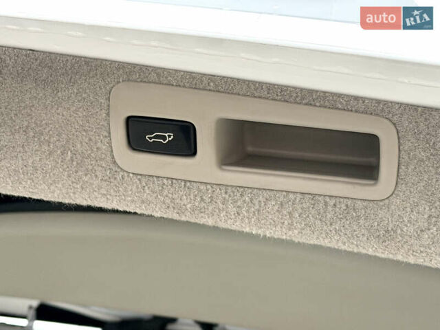 Белый Лексус РХ, объемом двигателя 3.46 л и пробегом 185 тыс. км за 15500 $, фото 15 на Automoto.ua