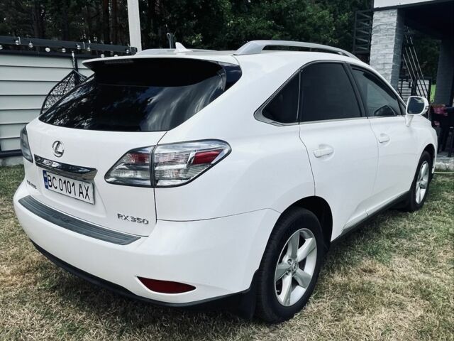 Белый Лексус РХ, объемом двигателя 3.5 л и пробегом 95 тыс. км за 17500 $, фото 3 на Automoto.ua